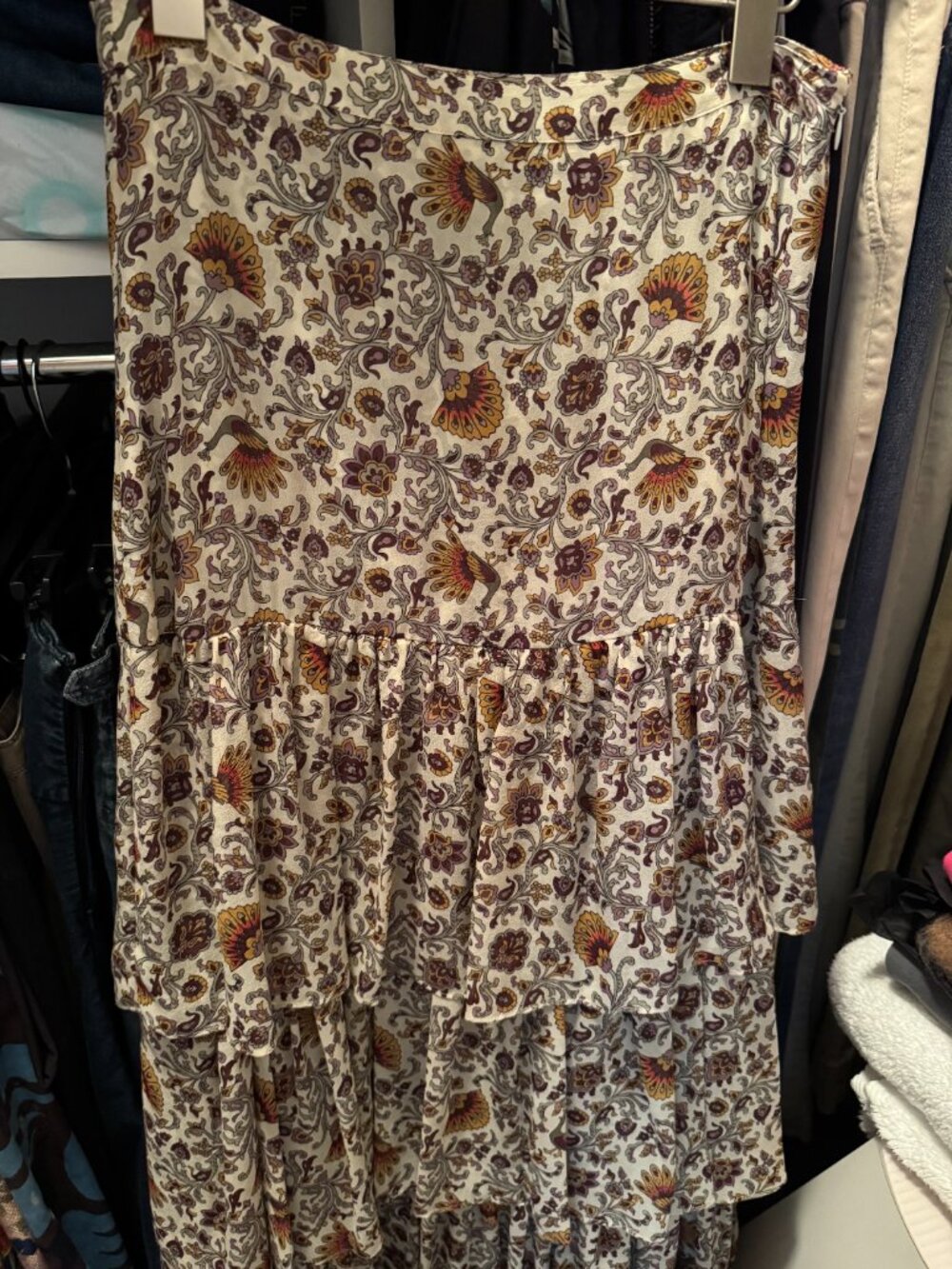 Veronica Beard - Shailene Paisley Silk Skirt, size 4 - Picture 2 of 10